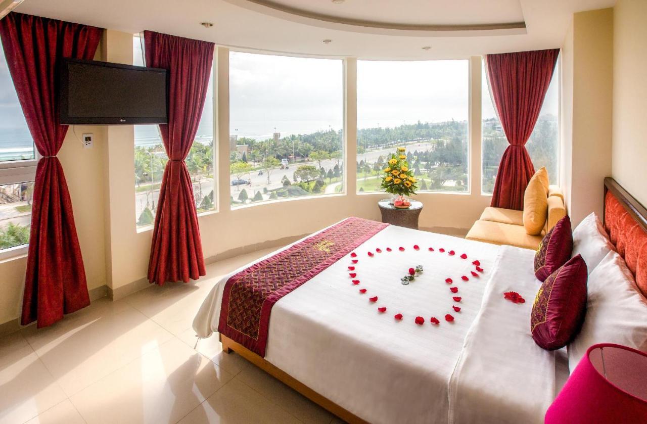 Grand Mango Hotel Дананг Екстериор снимка